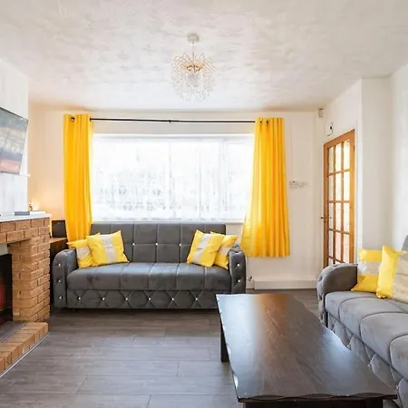 Cosy House #lea Hall Train Station #bhx #nec #nia
